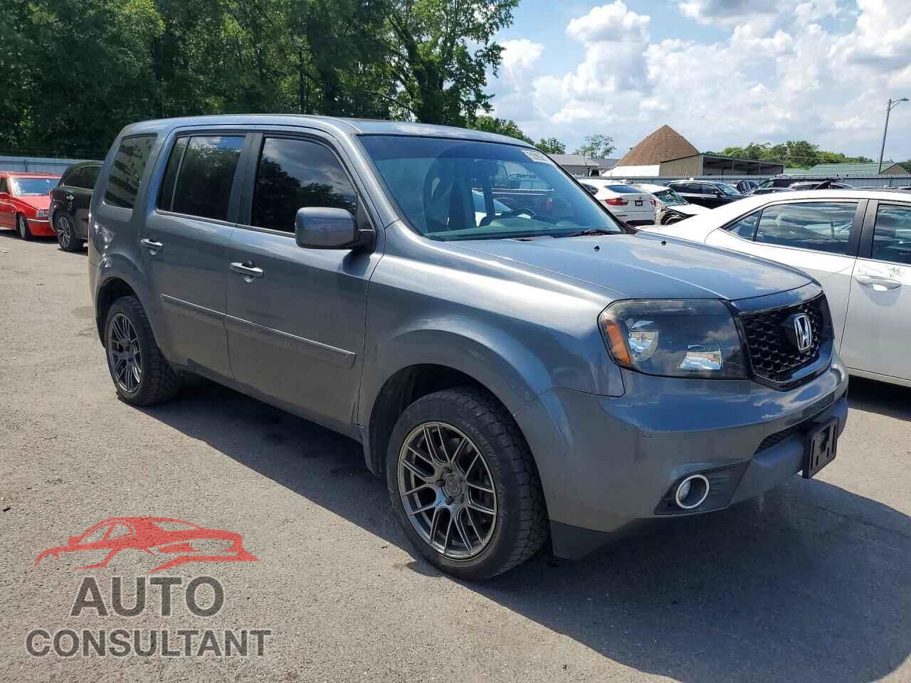 HONDA PILOT 2013 - 5FNYF3H52DB033916