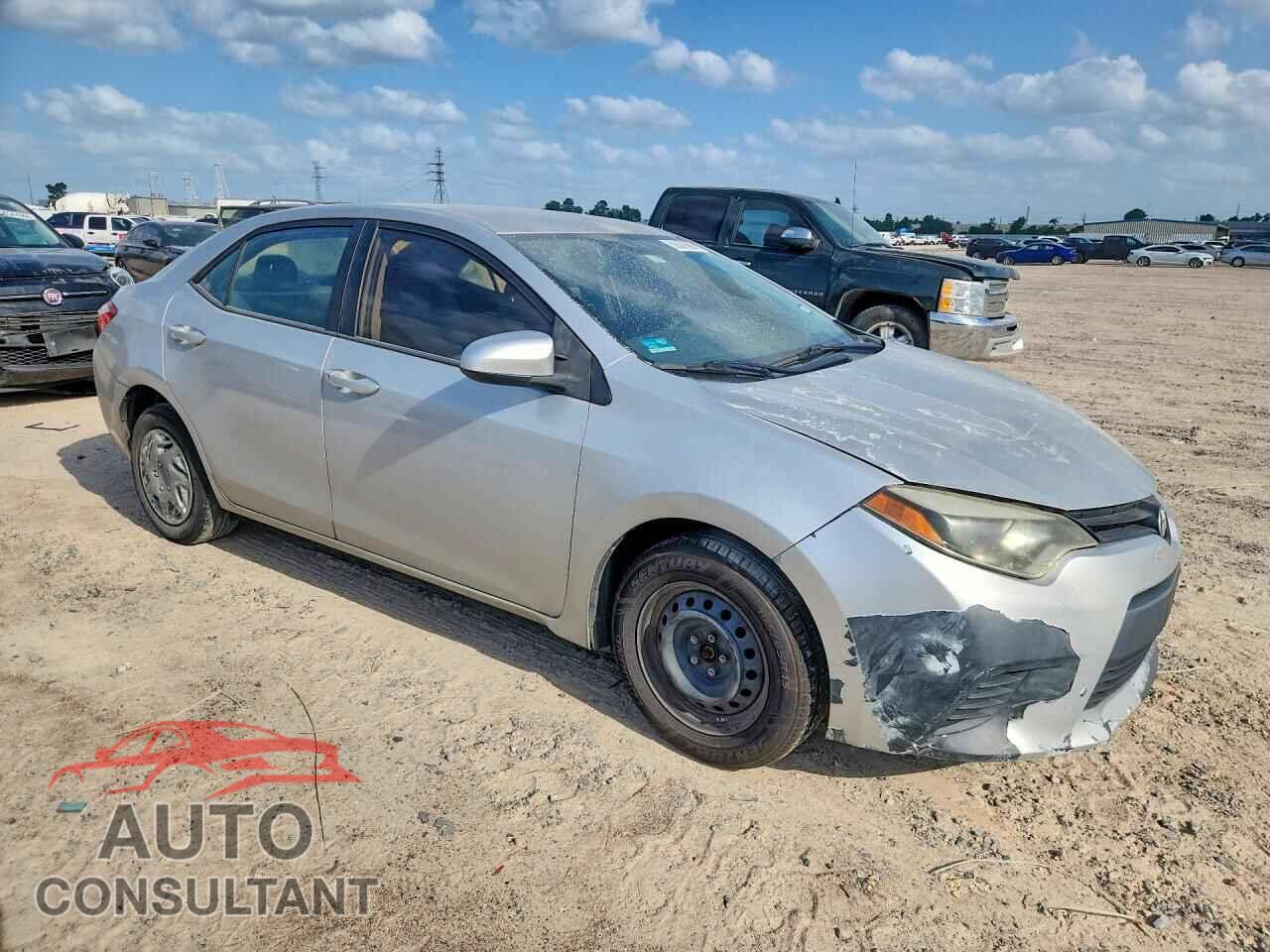 TOYOTA COROLLA 2015 - 5YFBURHE4FP249059