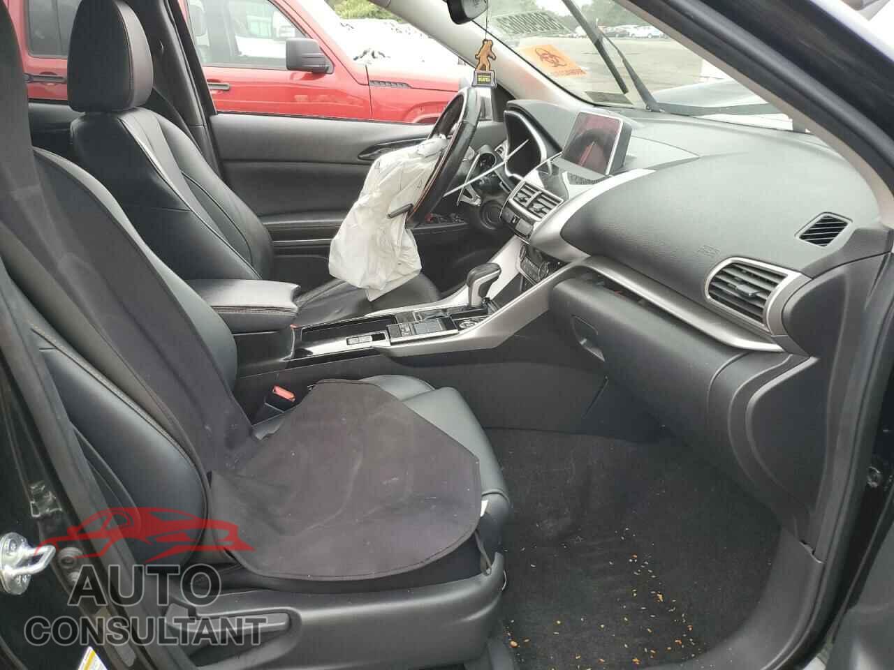 MITSUBISHI ECLIPSE 2018 - JA4AT5AA7JZ068660