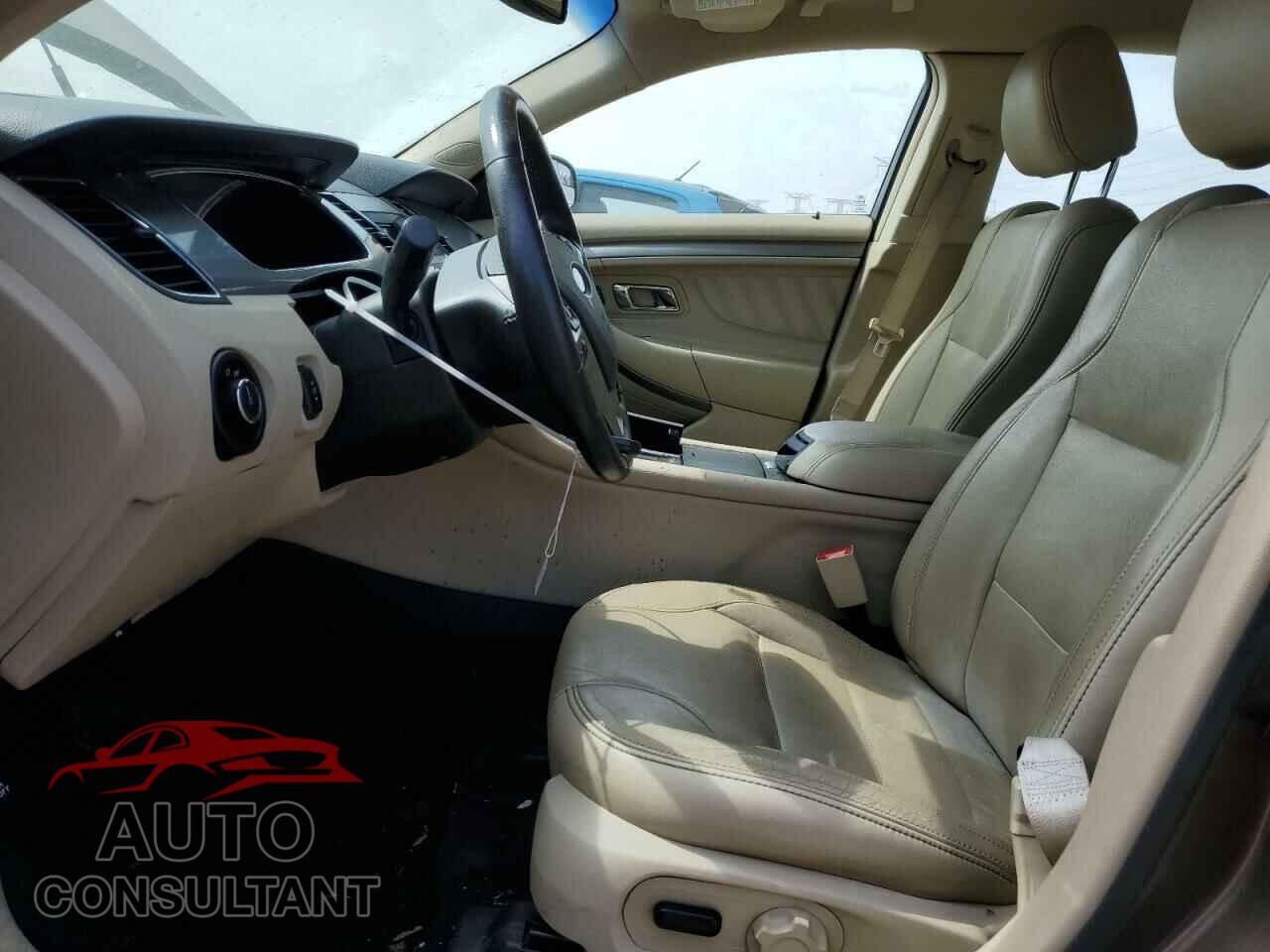 FORD TAURUS 2015 - 1FAHP2E82FG158662