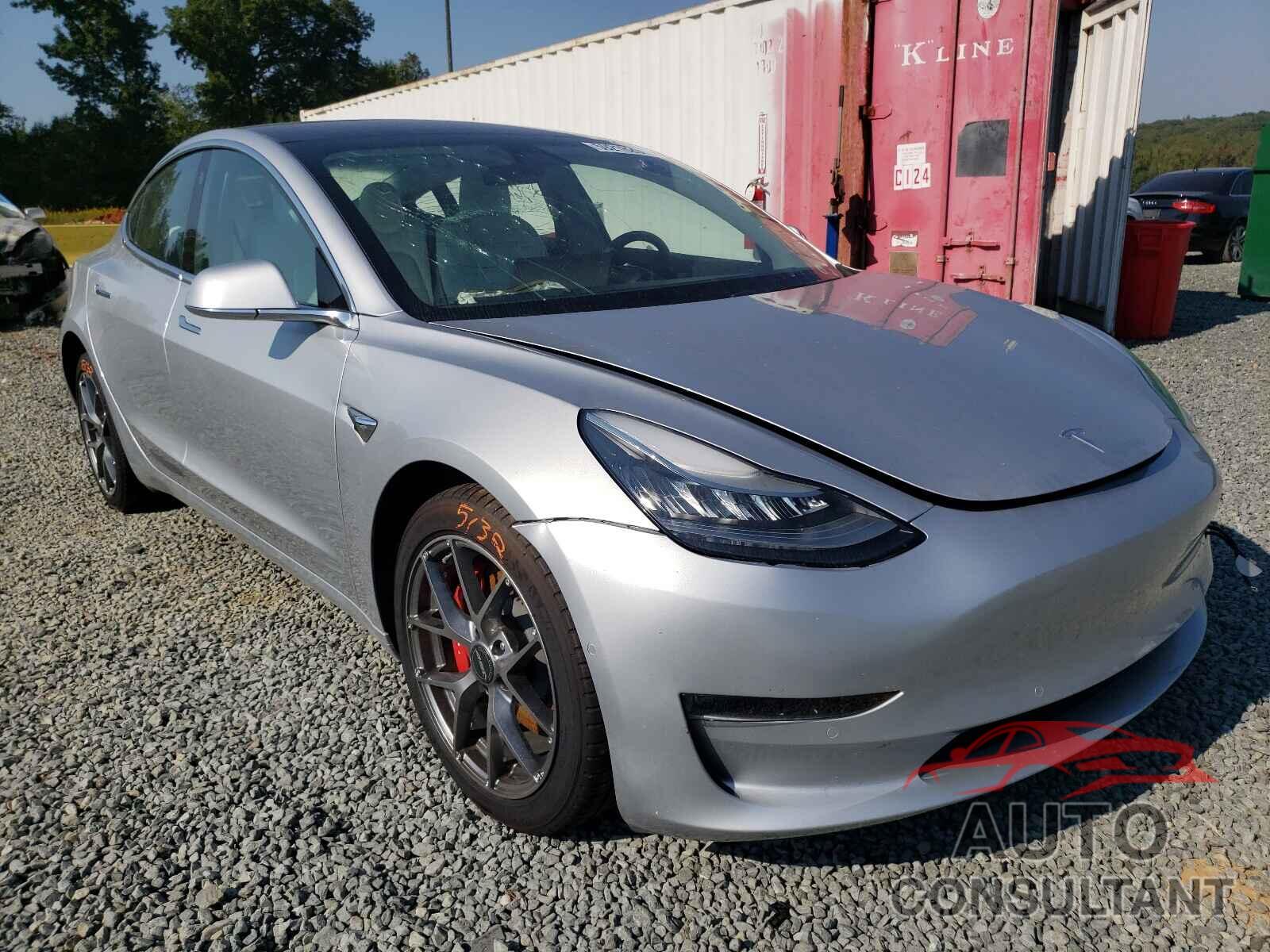 TESLA MODEL 3 2018 - 5YJ3E1EB8JF079502
