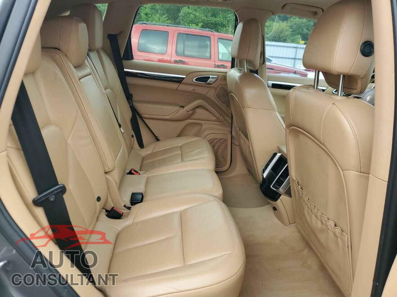 PORSCHE CAYENNE 2012 - WP1AA2A28CLA10497
