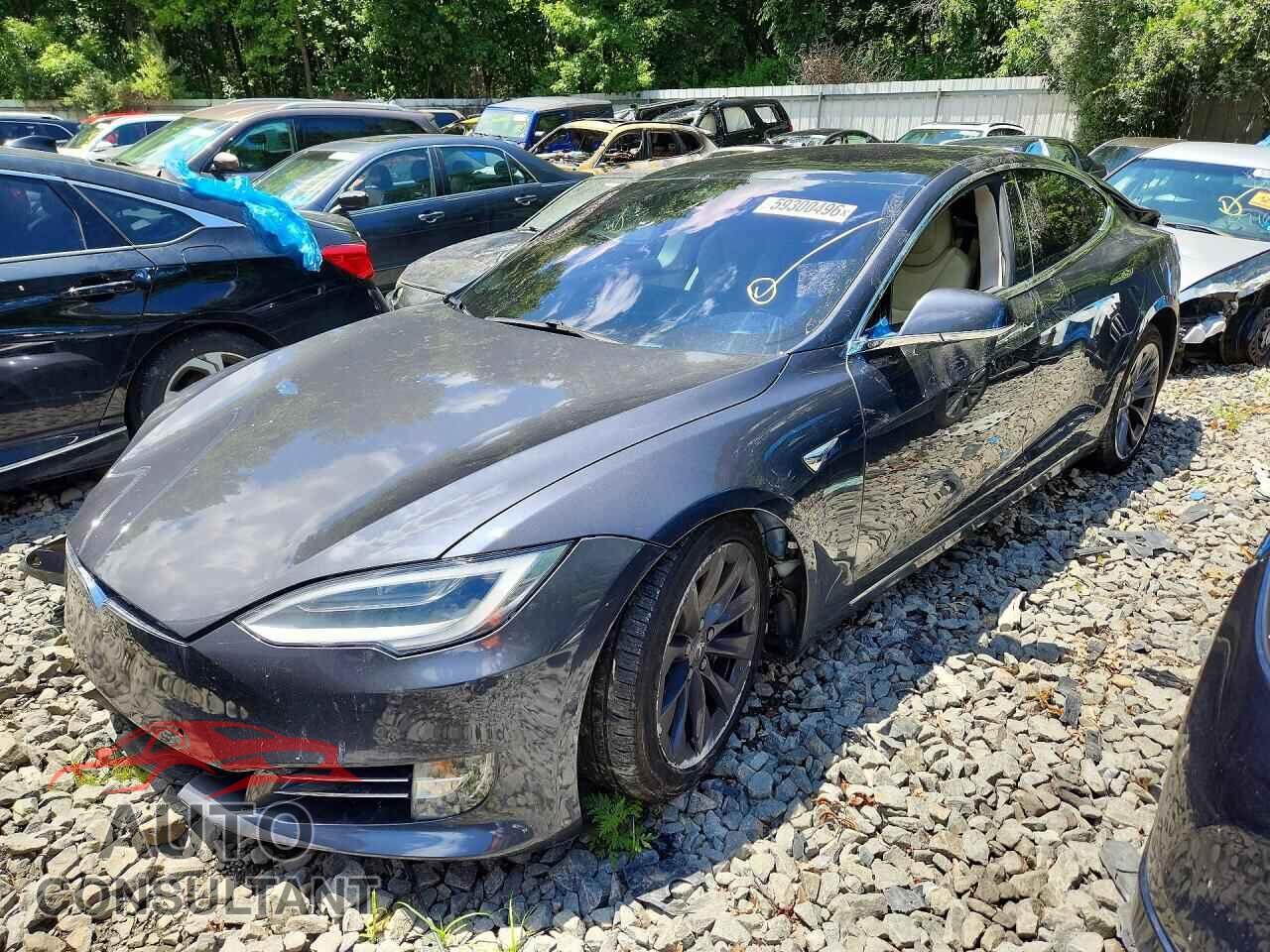 TESLA MODEL S 2018 - 5YJSA1E23JF278304