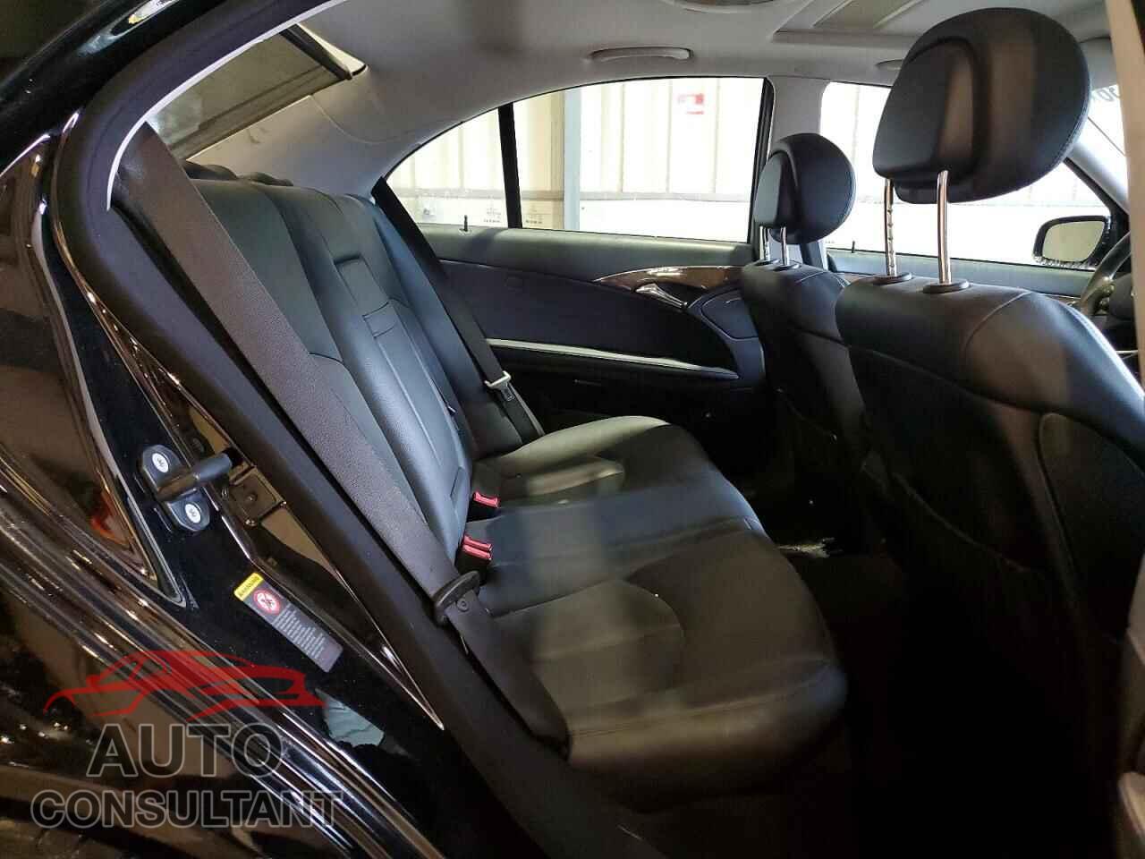 MERCEDES-BENZ E-CLASS 2009 - WDBUF87X79B390287