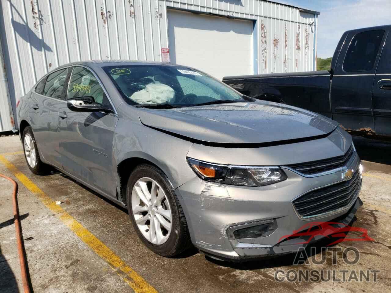CHEVROLET MALIBU 2017 - 1G1ZE5ST4HF235516