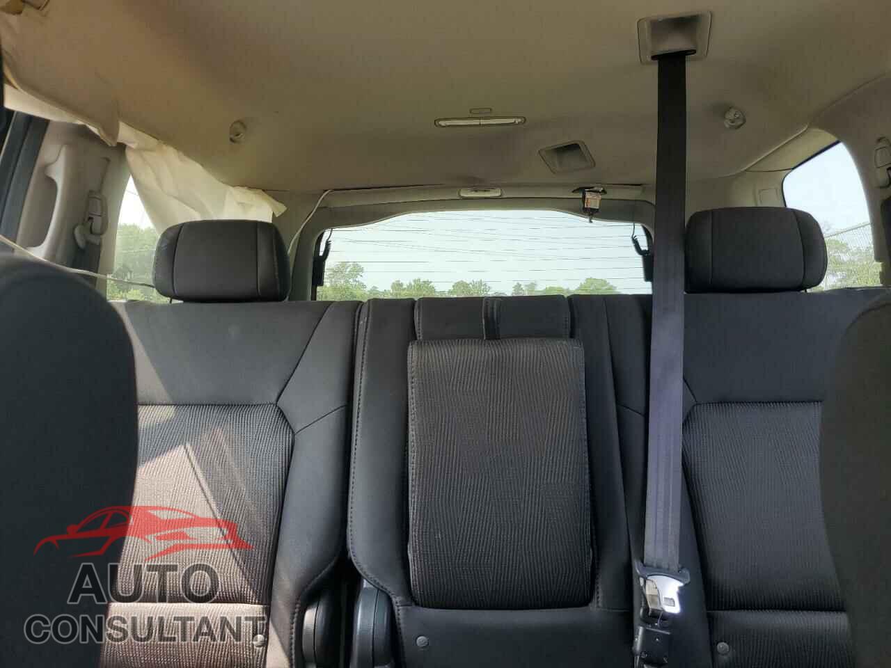 HONDA PILOT 2011 - 5FNYF4H42BB032193