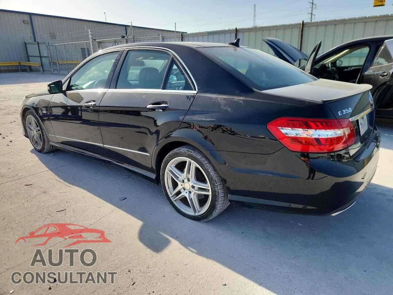 MERCEDES-BENZ E-CLASS 2012 - WDDHF5KB8CA555537