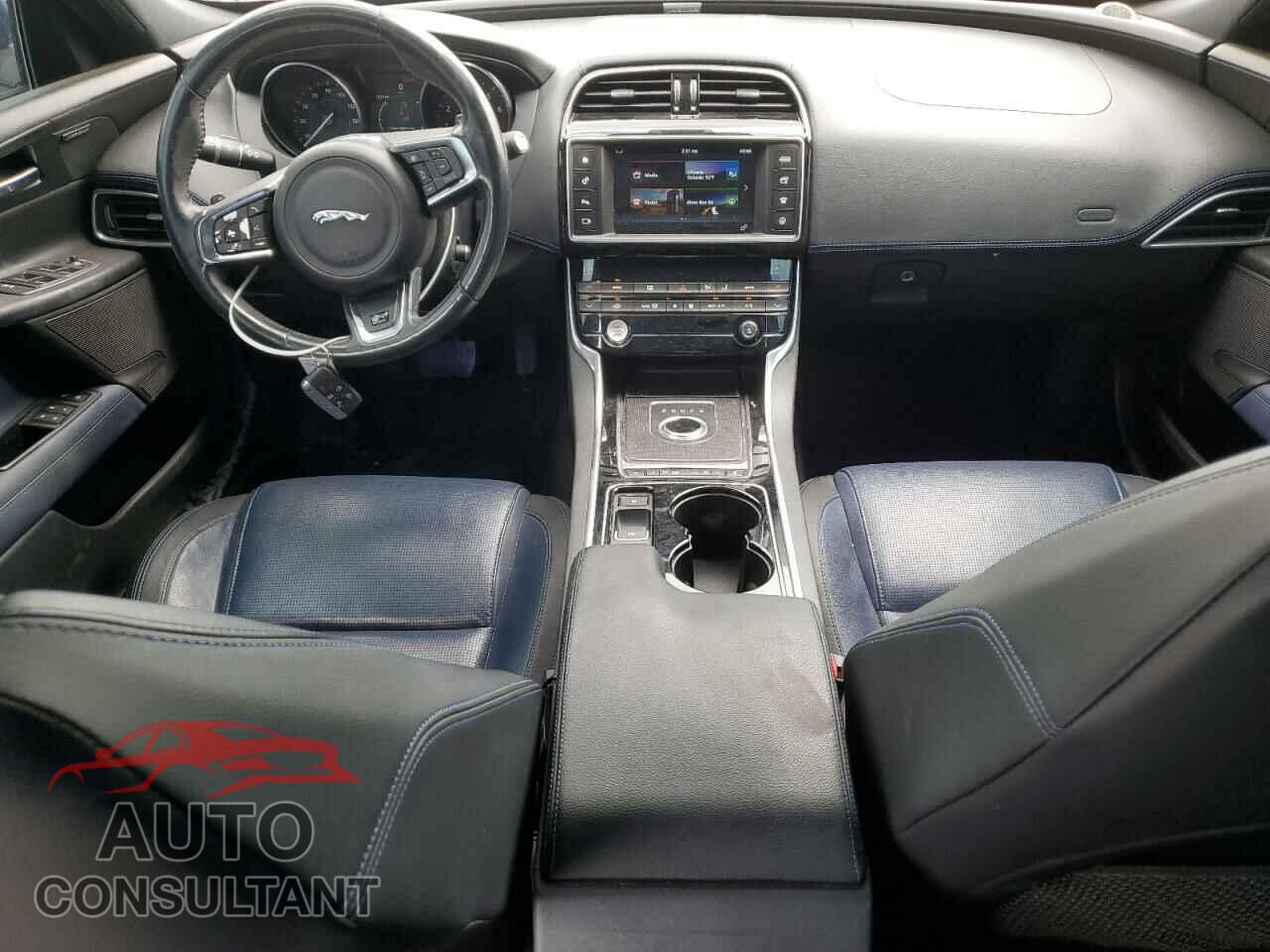 JAGUAR XE 2017 - SAJAF4BV9HA960363