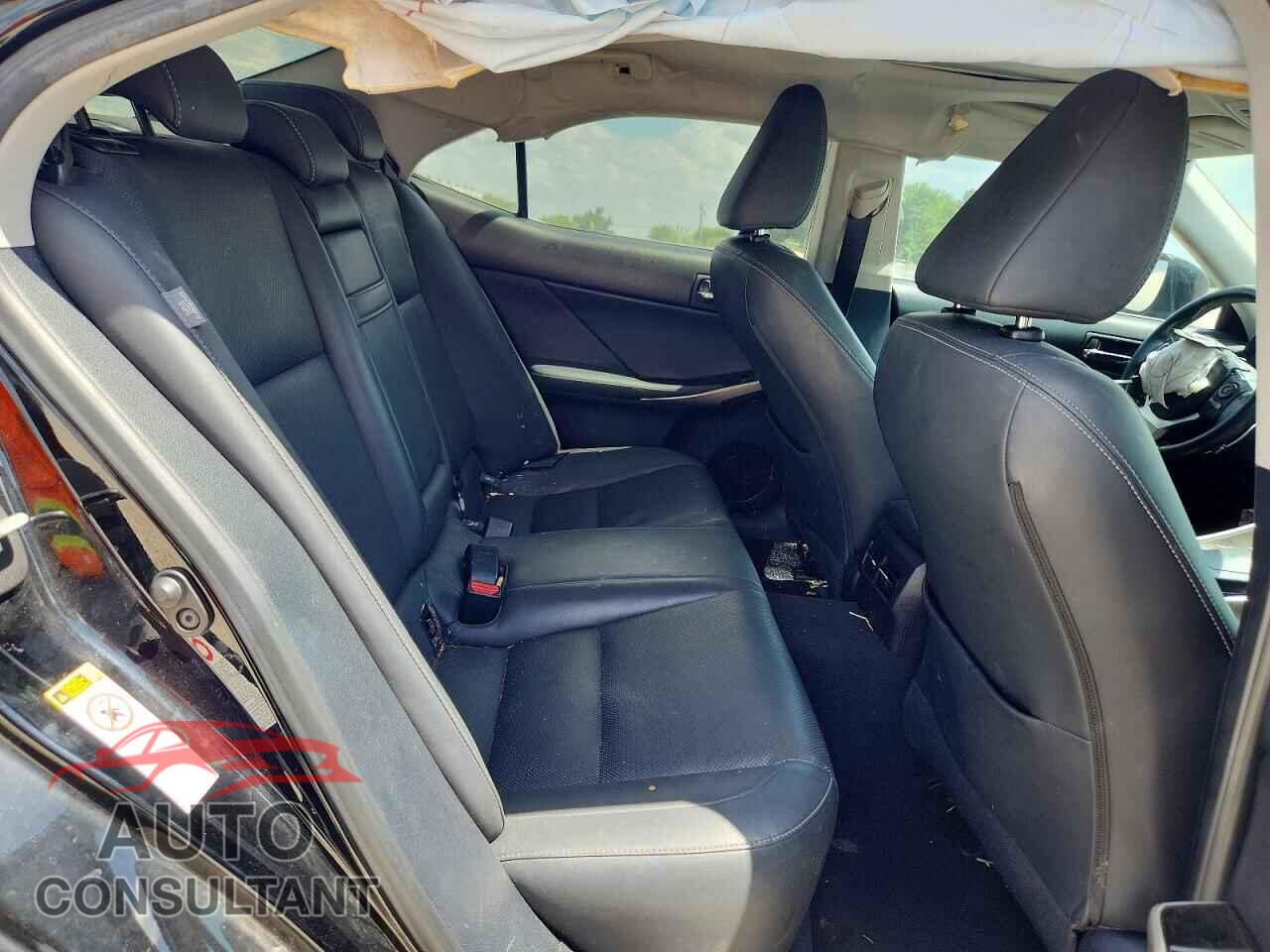 LEXUS IS 2015 - JTHBF1D25F5057748