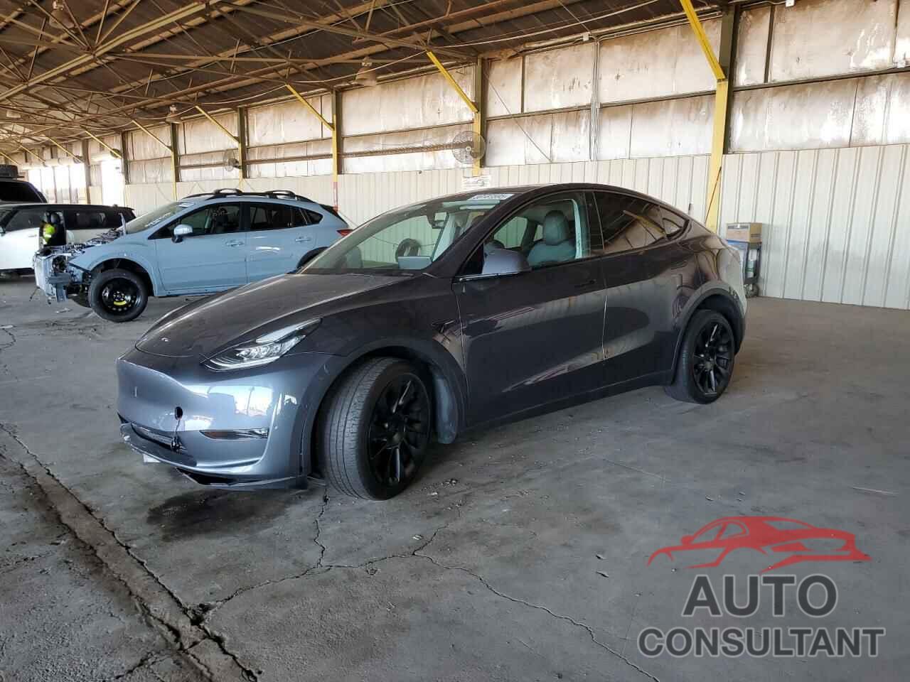 TESLA MODEL Y 2021 - 5YJYGDEEXMF284948
