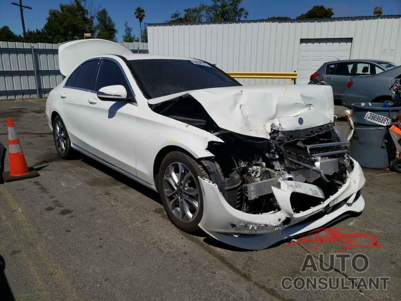 MERCEDES-BENZ C-CLASS 2017 - 55SWF4JB8HU228646