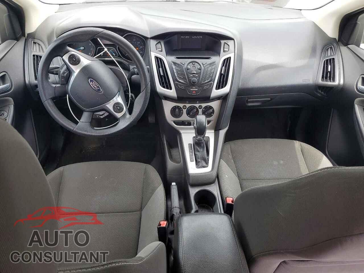 FORD FOCUS 2013 - 1FADP3F2XDL122477