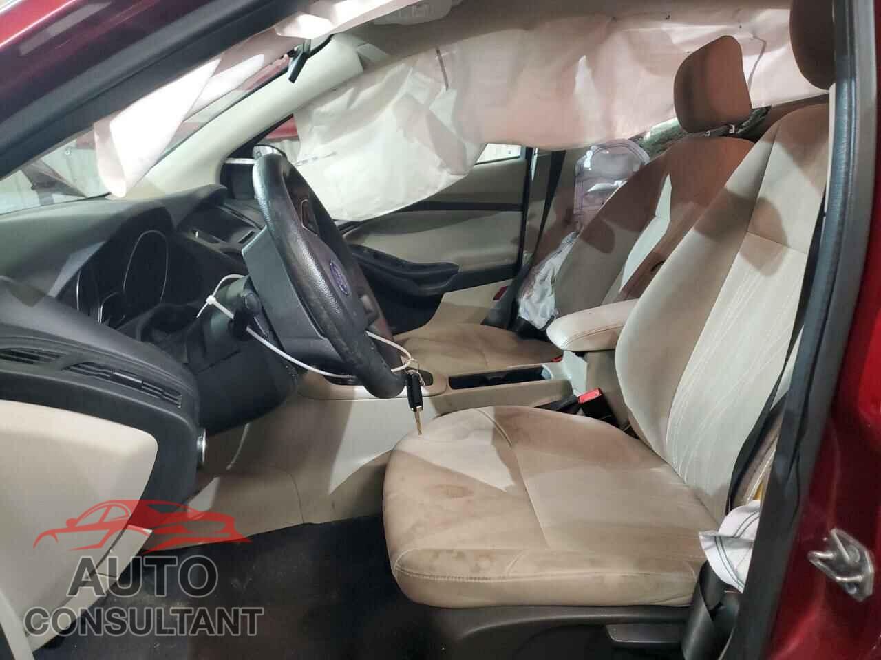 FORD FOCUS 2017 - 1FADP3F25EL101487