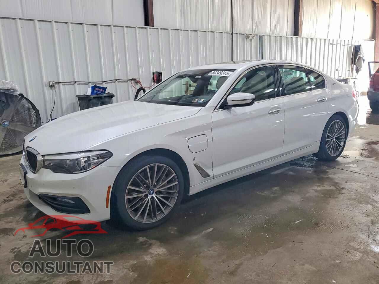 BMW 5 SERIES 2018 - WBAJB1C55JB083830
