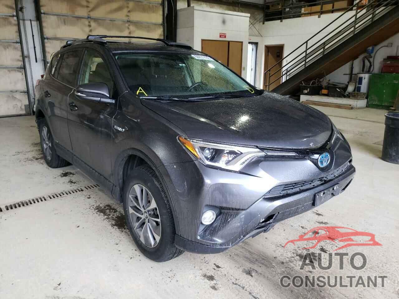 TOYOTA RAV4 2017 - JTMRJREVXHD133916