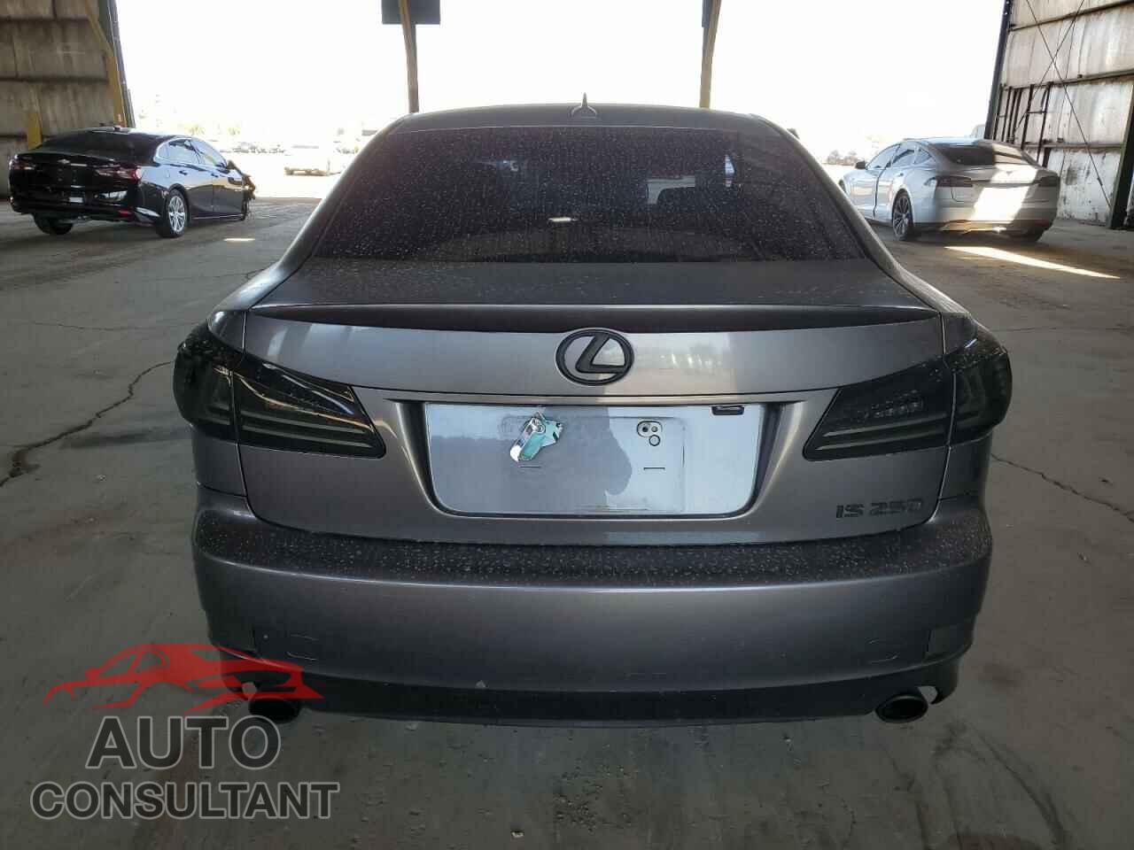 LEXUS IS 2012 - JTHBF5C27C5168631