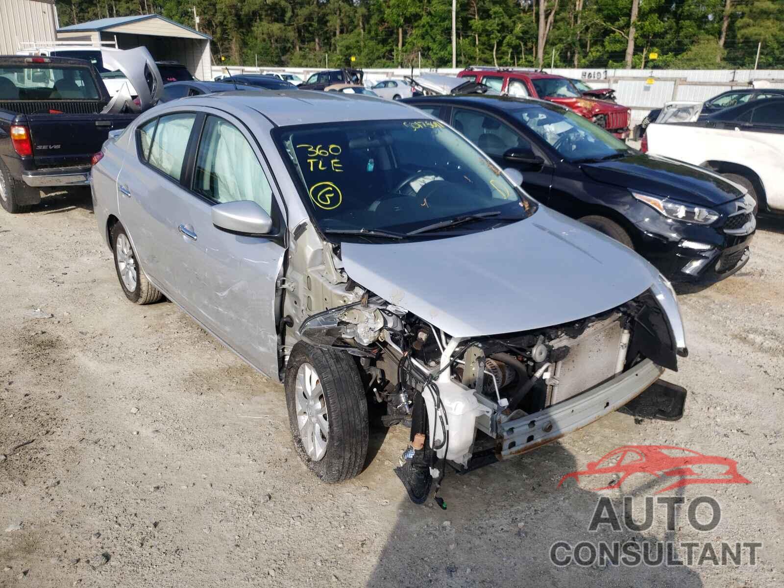 NISSAN VERSA 2018 - 3N1CN7APXJL848283