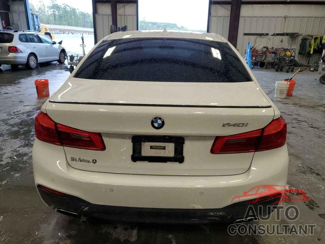 BMW 5 SERIES 2018 - WBAJE5C59JWA92475