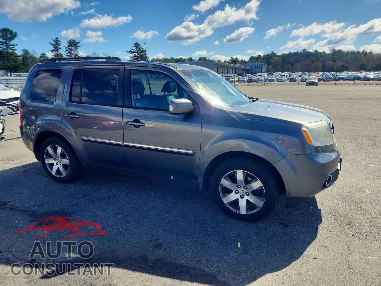 HONDA PILOT 2012 - 5FNYF4H94CB013142