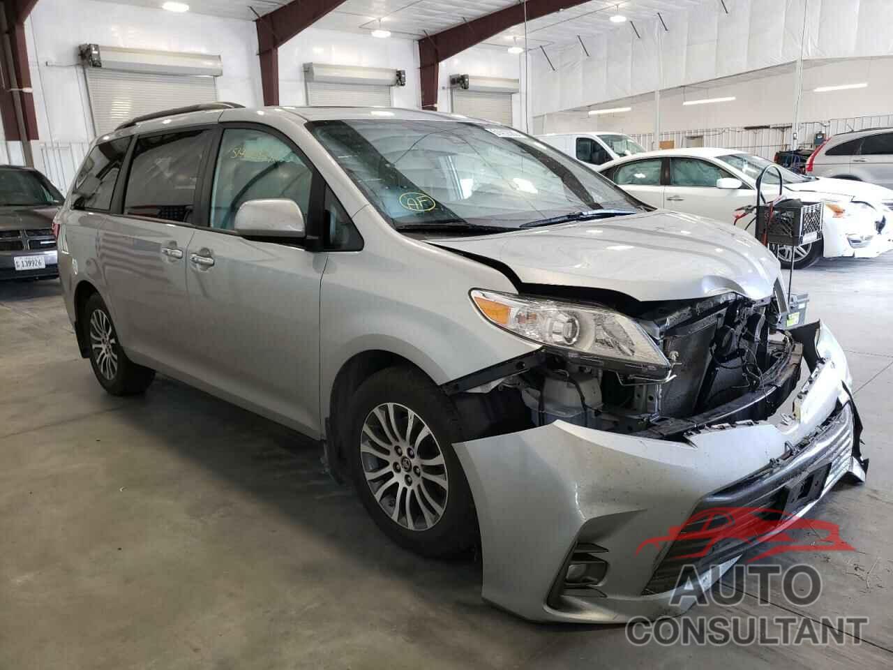 TOYOTA SIENNA 2019 - 5TDYZ3DCXKS990024