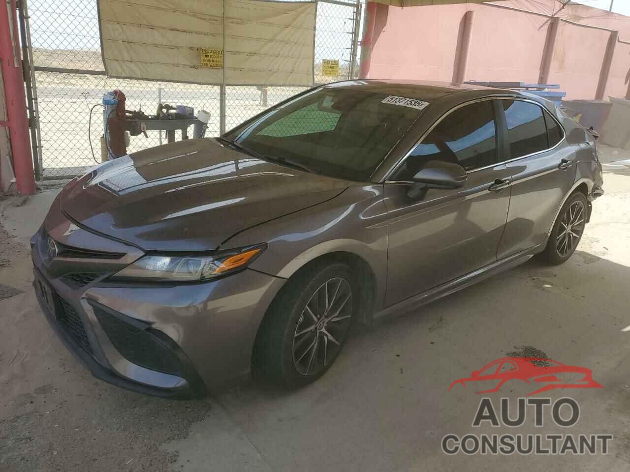 TOYOTA CAMRY 2021 - 4T1G11AKXMU490815