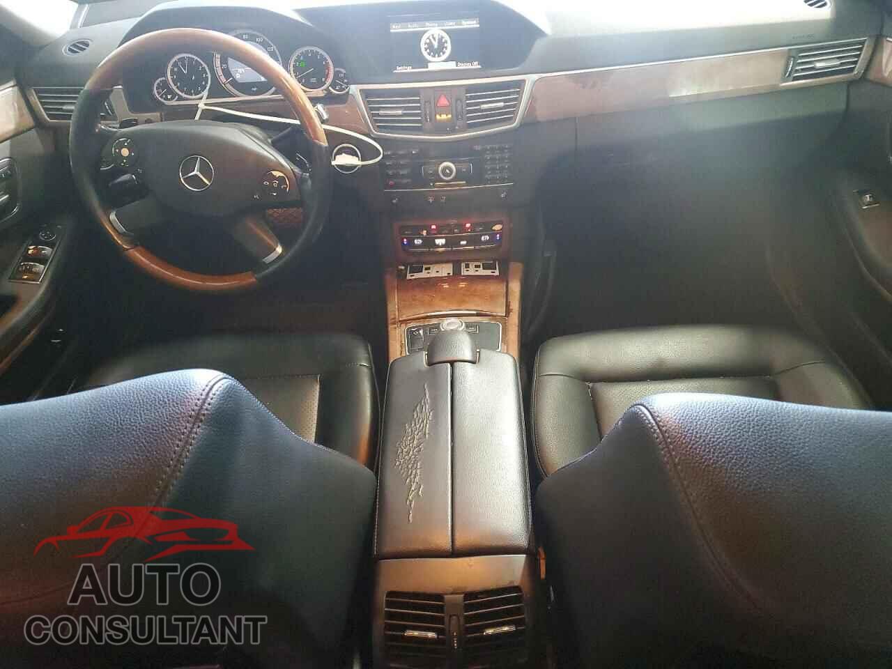 MERCEDES-BENZ E-CLASS 2011 - WDDHF5GB6BA355375