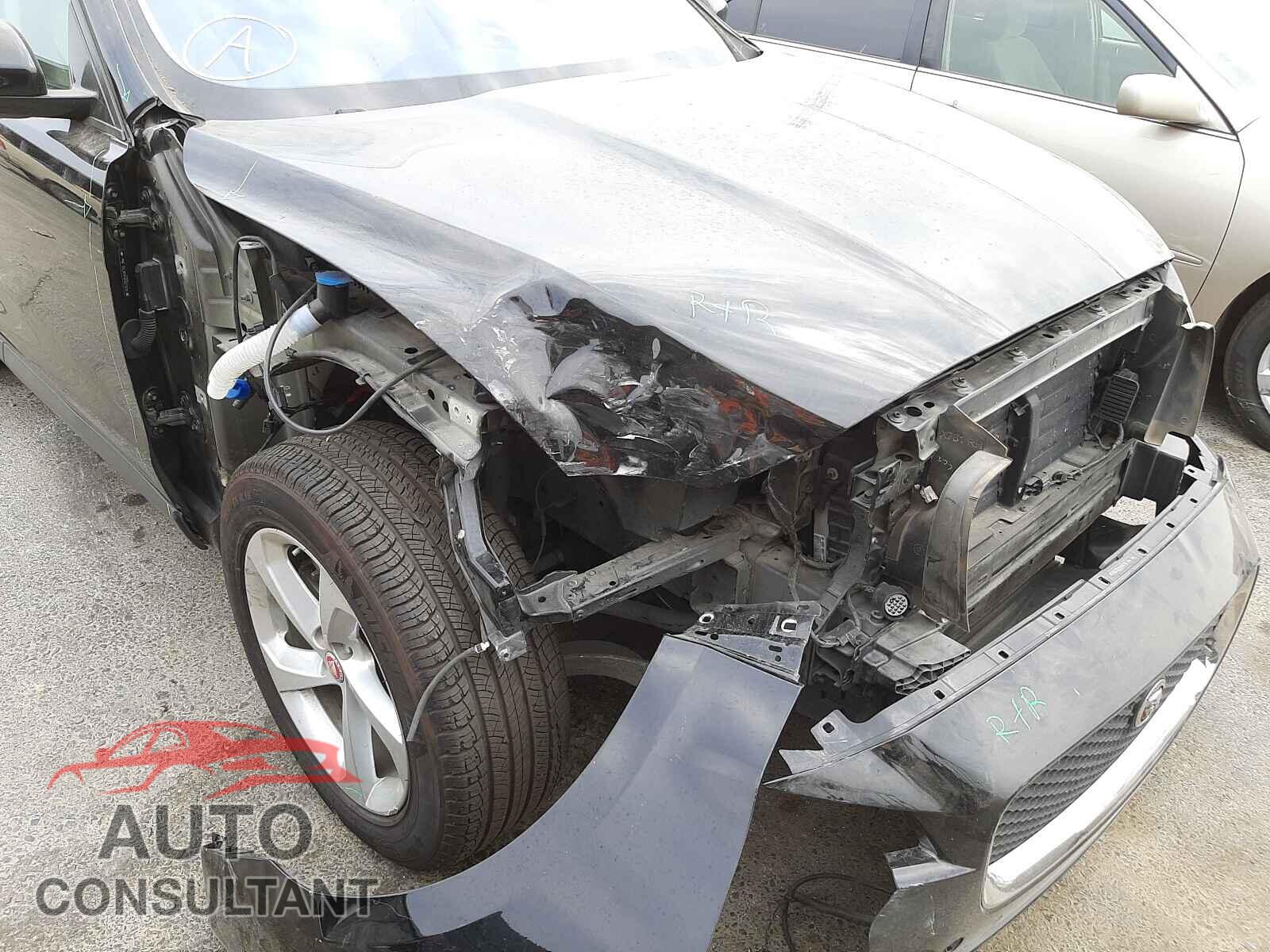 JAGUAR F-PACE 2017 - SADCJ2BV8HA047155