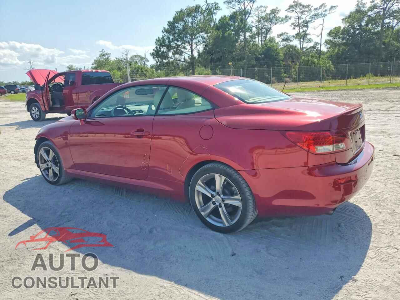 LEXUS IS 2012 - JTHFF2C20C2521826