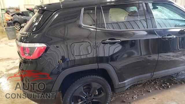 JEEP COMPASS 2018 - 3C4NJDBB7JT453903
