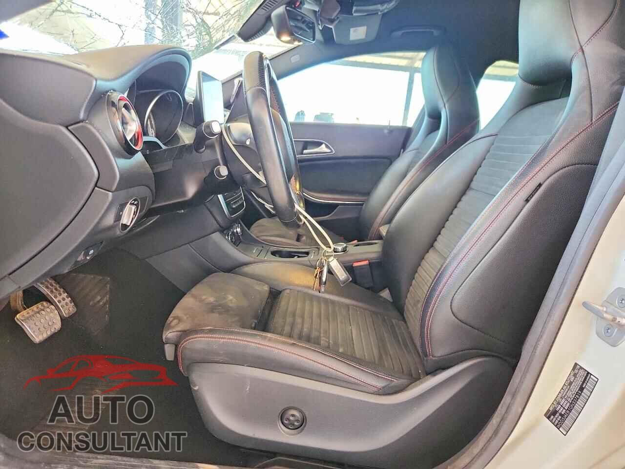 MERCEDES-BENZ CLA-CLASS 2016 - WDDSJ4EB1GN337819