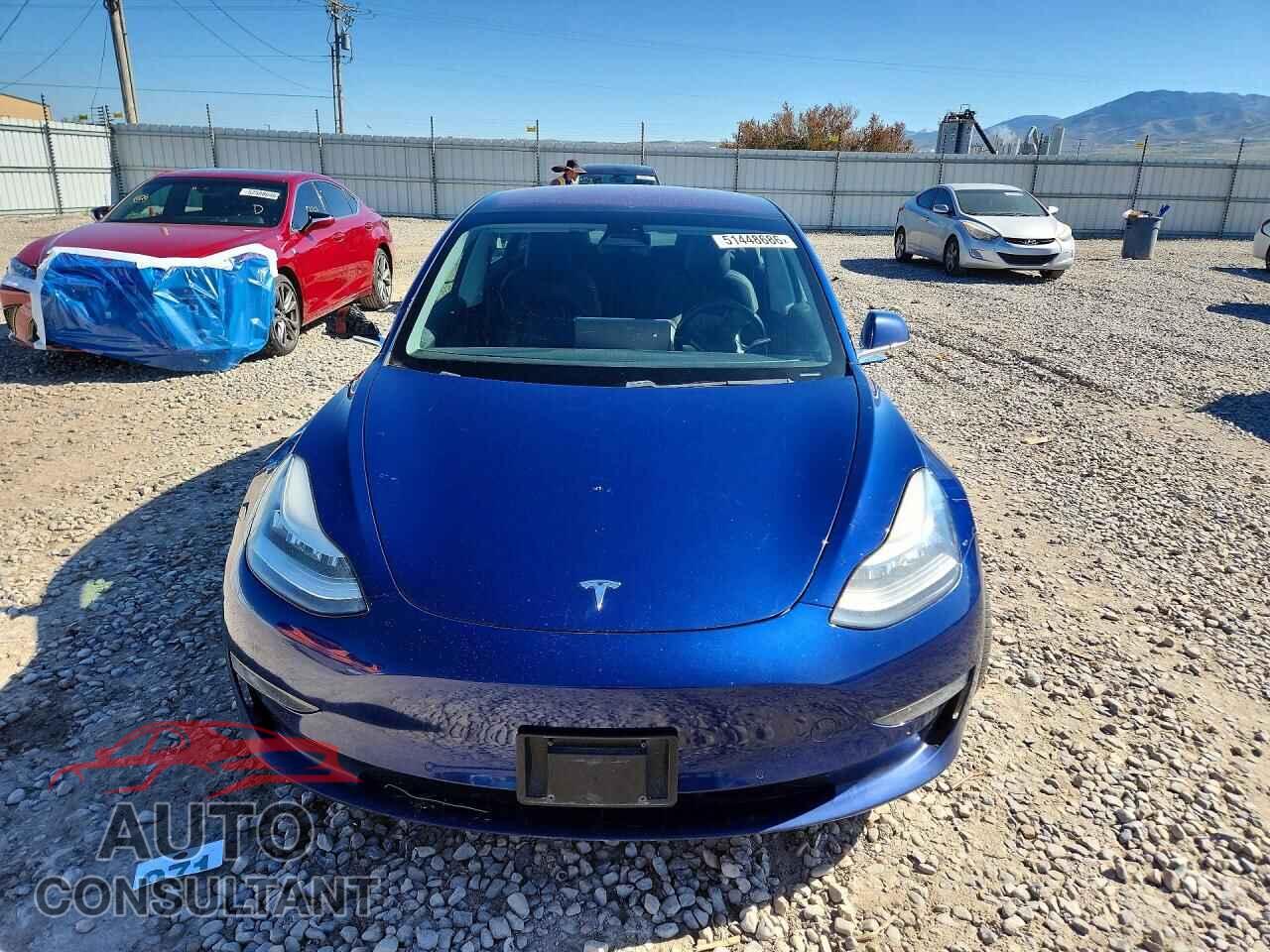 TESLA MODEL 3 2019 - 5YJ3E1EB2KF199510