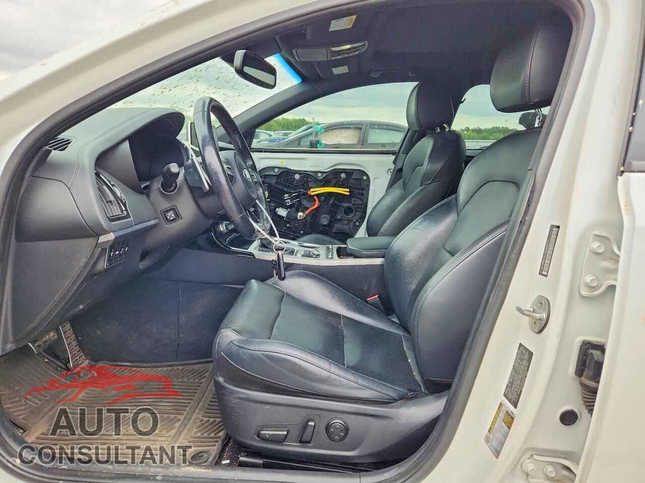 KIA STINGER 2019 - KNAE45LC1K6059679