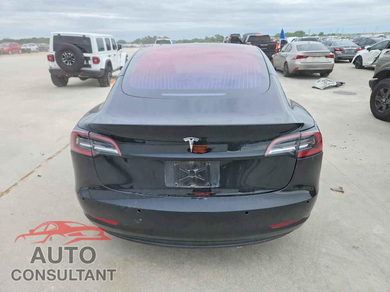 TESLA MODEL 3 2018 - 5YJ3E1EA7JF007620