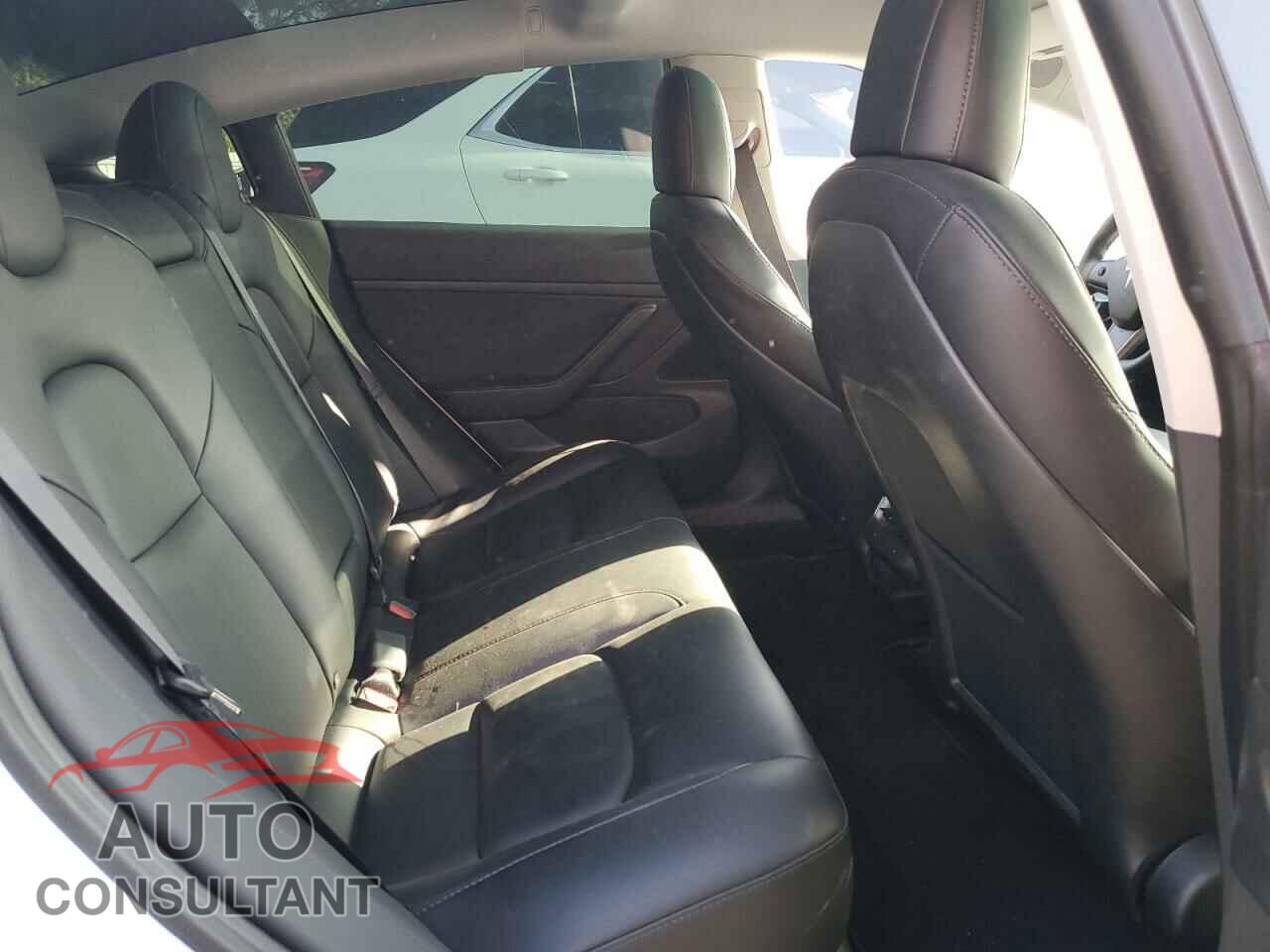 TESLA MODEL 3 2021 - 5YJ3E1EA3MF855031