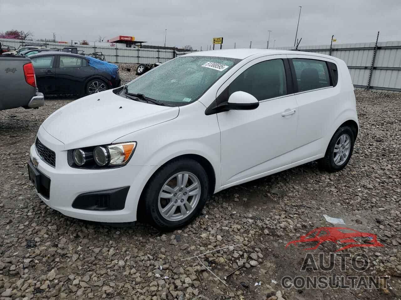 CHEVROLET SONIC 2015 - 1G1JC6SH3F4134304