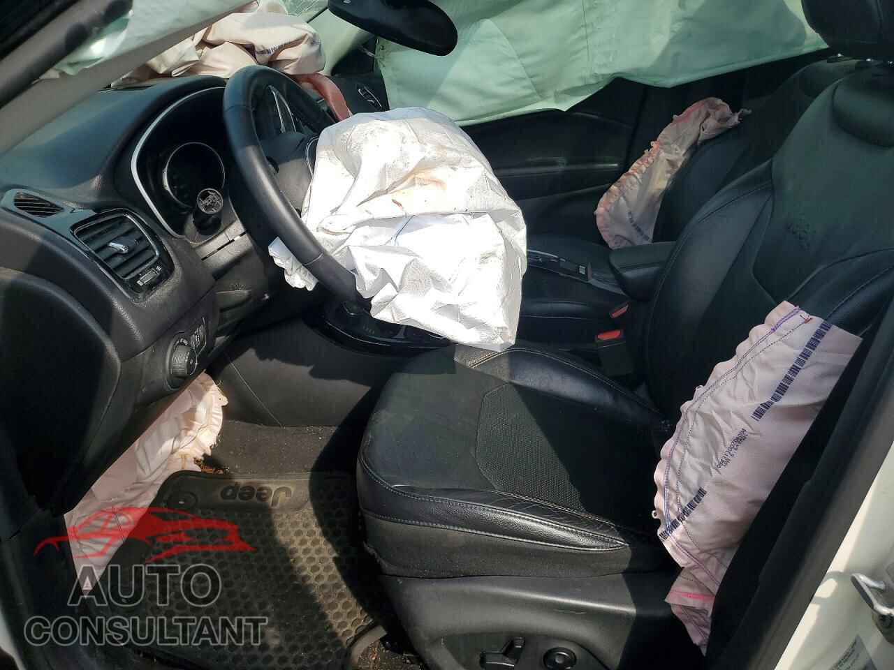 JEEP COMPASS 2017 - 3C4NJDCB7HT665080