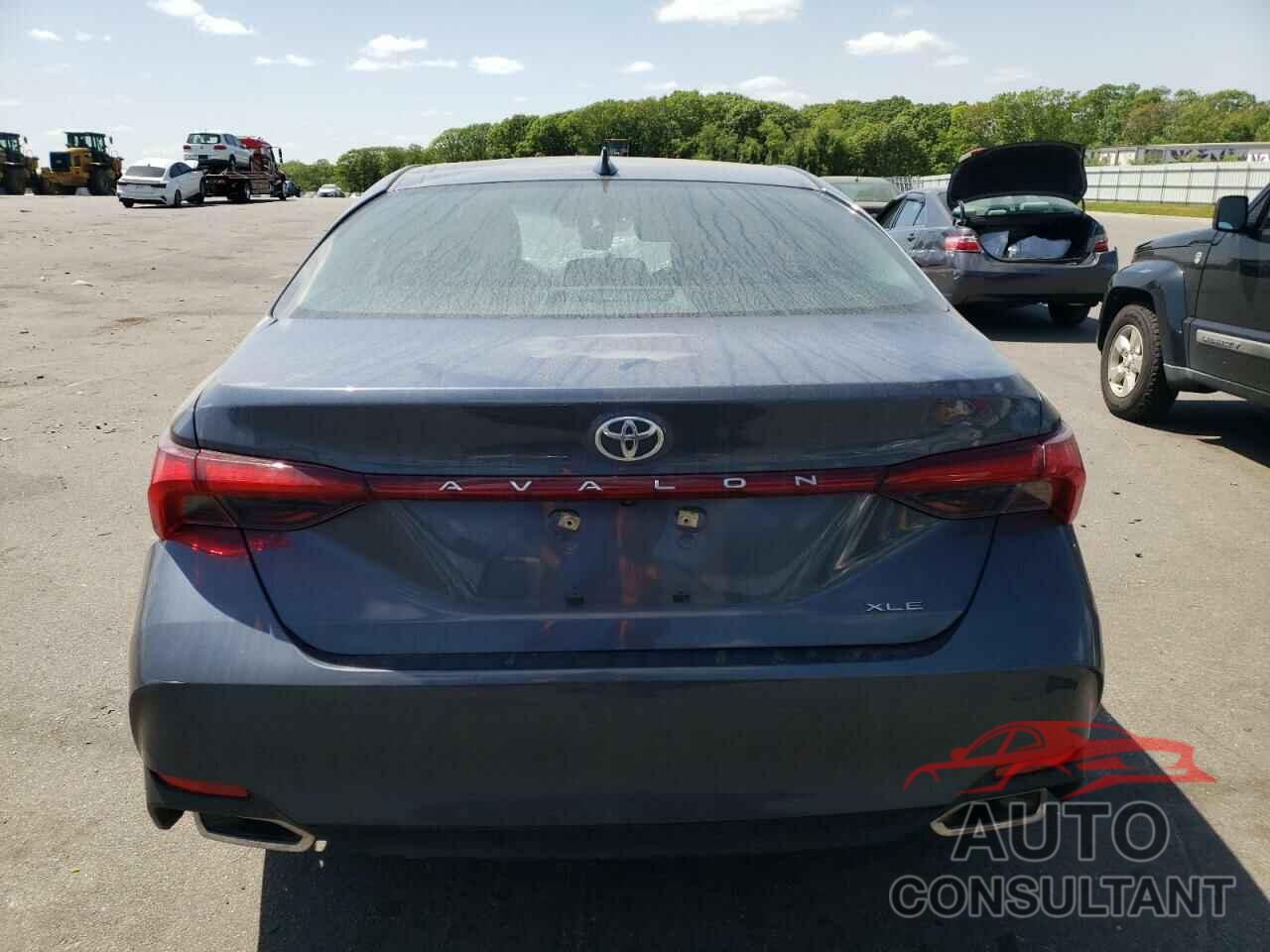 TOYOTA AVALON 2019 - 4T1BZ1FB0KU017627