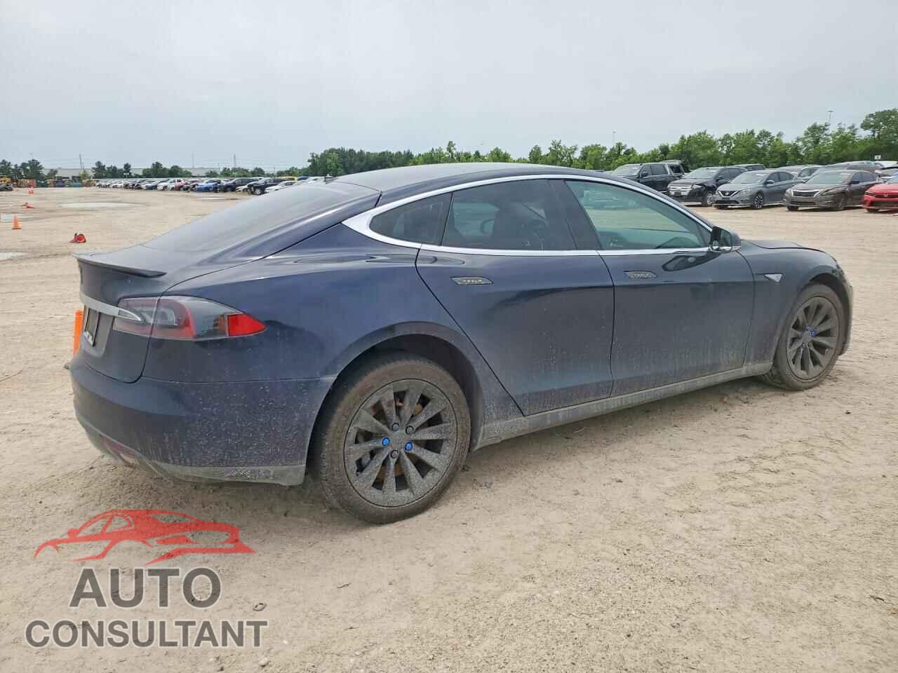 TESLA MODEL S 2013 - 5YJSA1CG2DFP04017