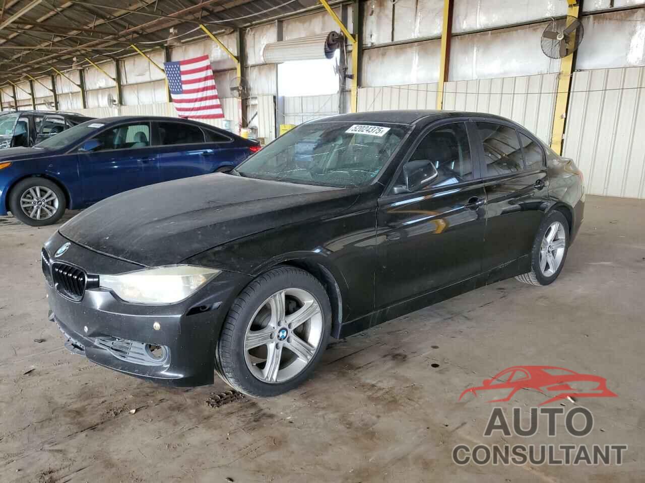 BMW 3 SERIES 2013 - WBA3C1C5XDF440924