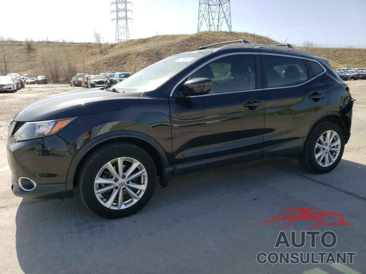 NISSAN ROGUE 2017 - JN1BJ1CR7HW125014