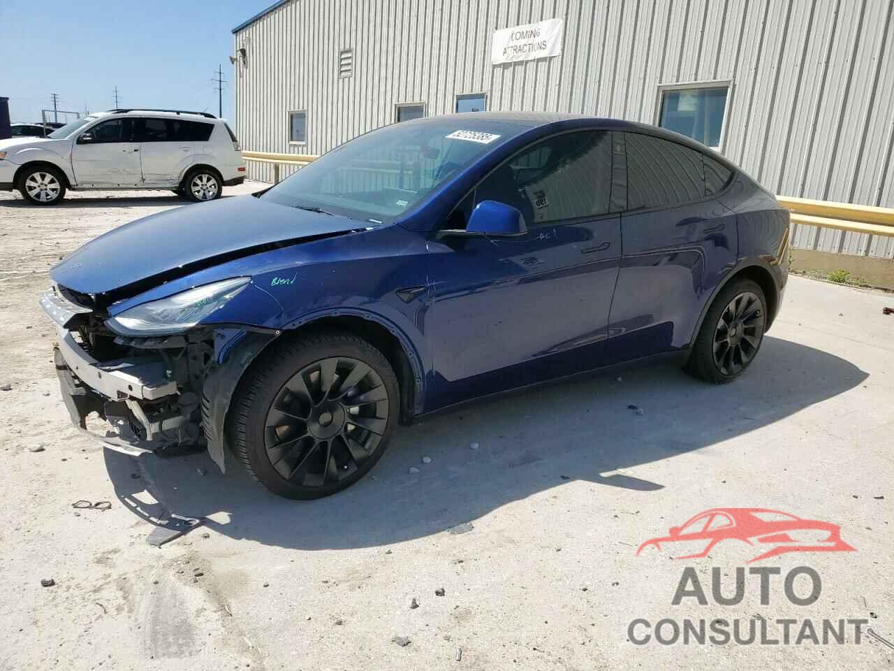 TESLA MODEL Y 2023 - 7SAYGDEEXPA110494