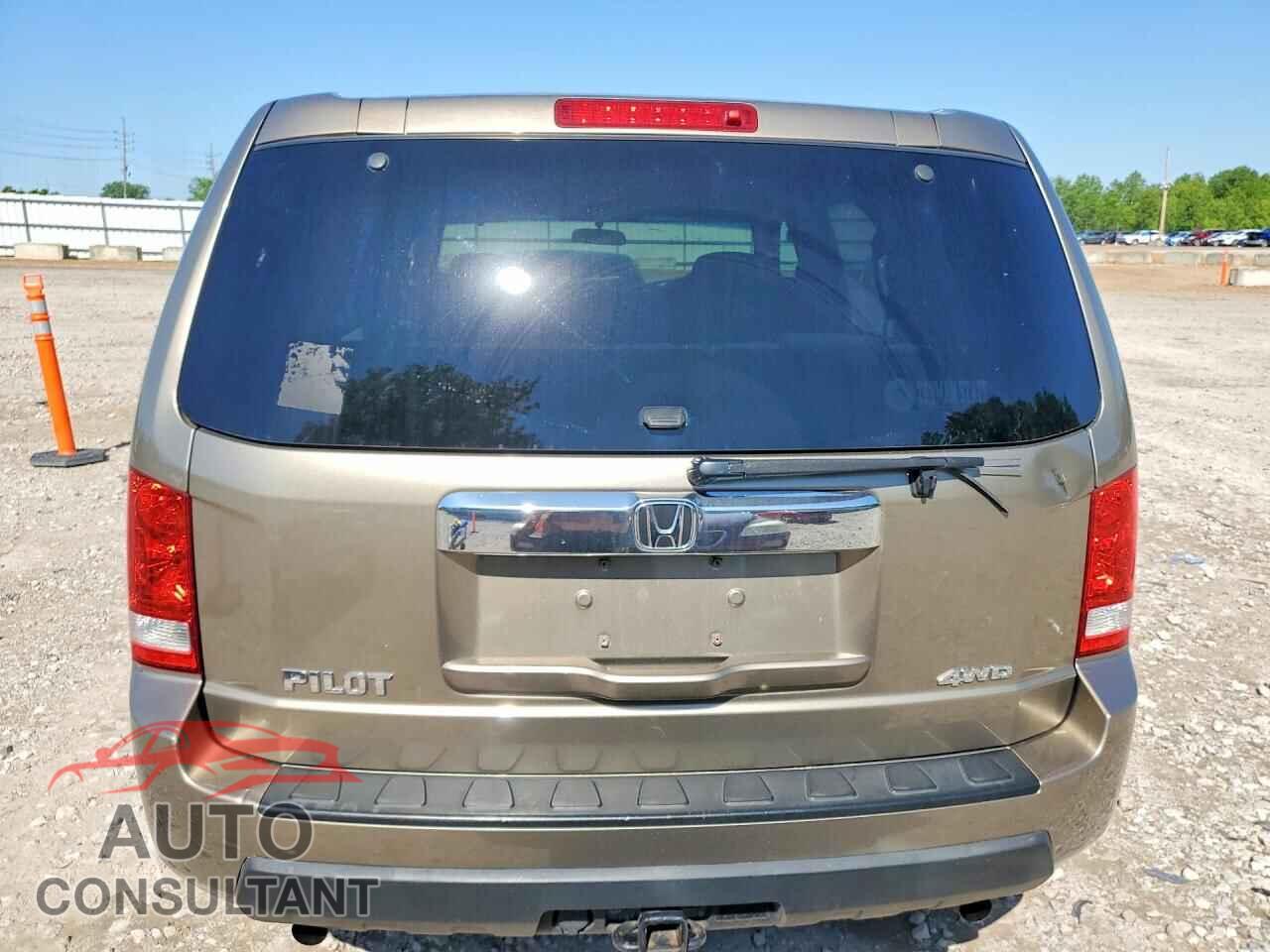 HONDA PILOT 2011 - 5FNYF4H24BB033313
