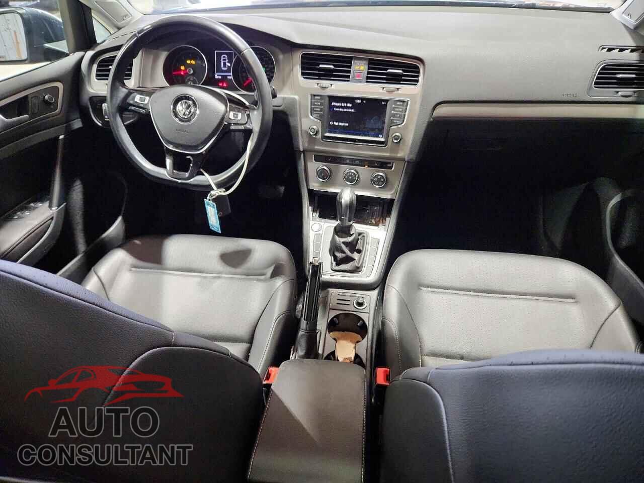 VOLKSWAGEN GOLF 2017 - 3VW217AU4HM018670