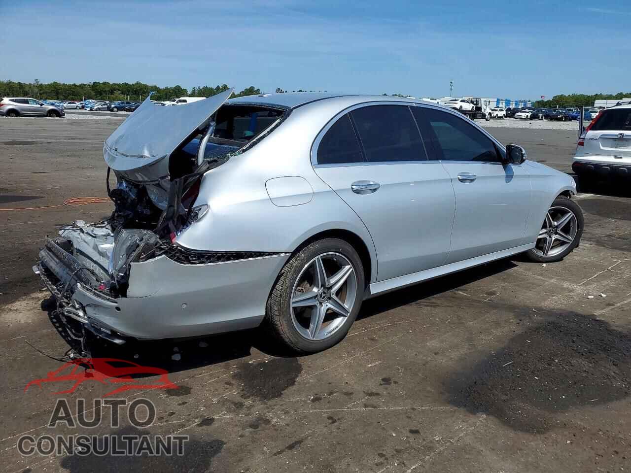 MERCEDES-BENZ E-CLASS 2019 - WDDZF4JB3KA561616