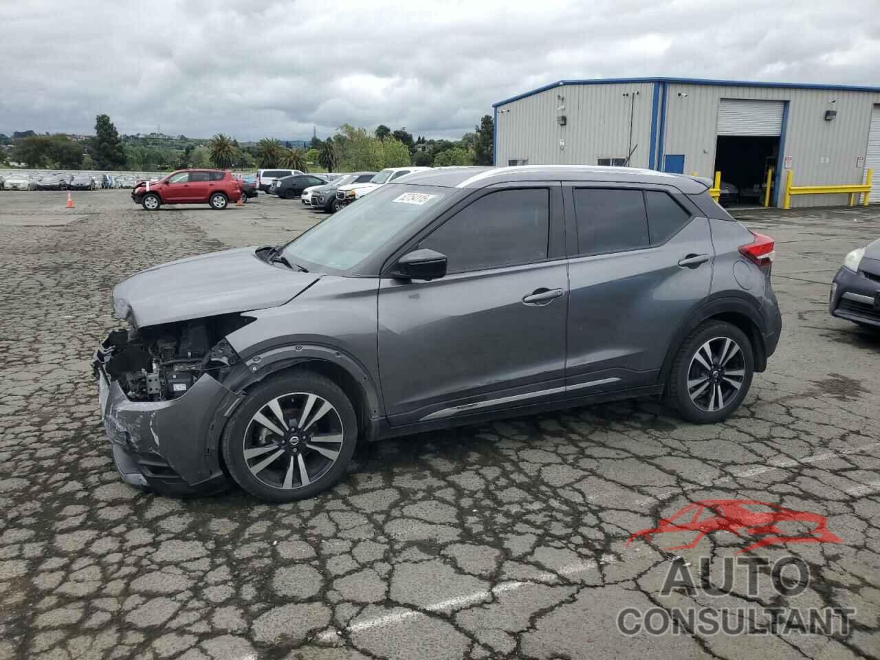 NISSAN KICKS 2018 - 3N1CP5CU9JL508754