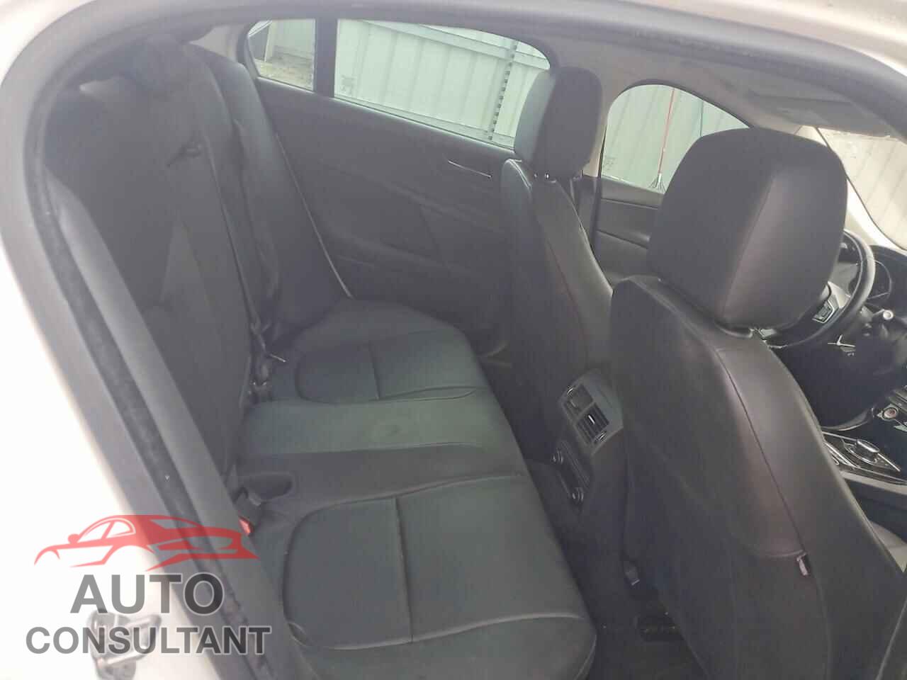 JAGUAR XE 2017 - SAJAD4BG7HA964516