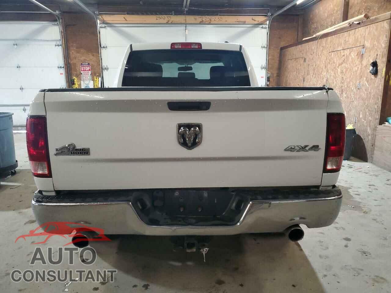 DODGE RAM 1500 2012 - 1C6RD7FT8CS223537