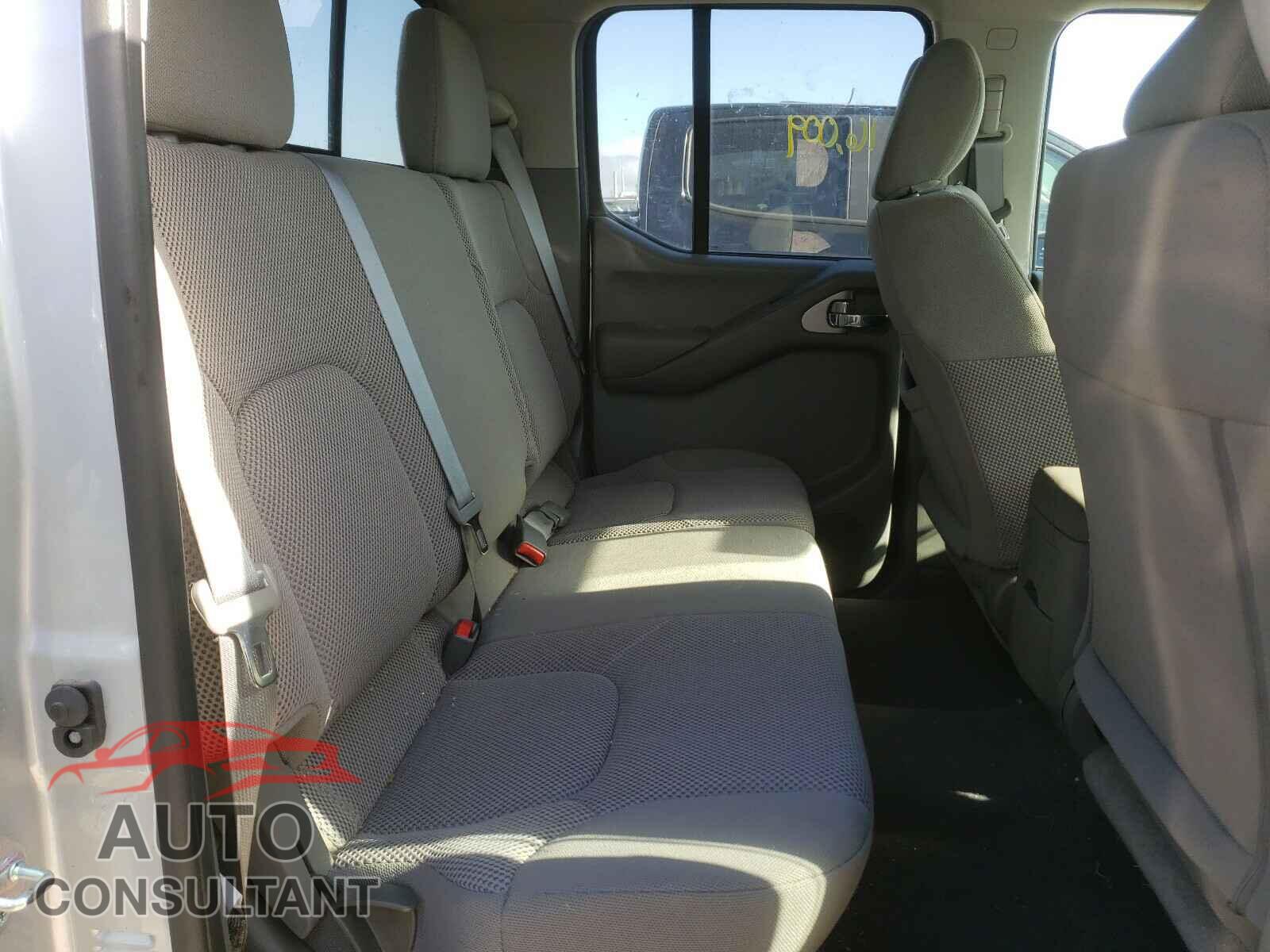 NISSAN FRONTIER 2019 - 1N6AD0EV3KN754722