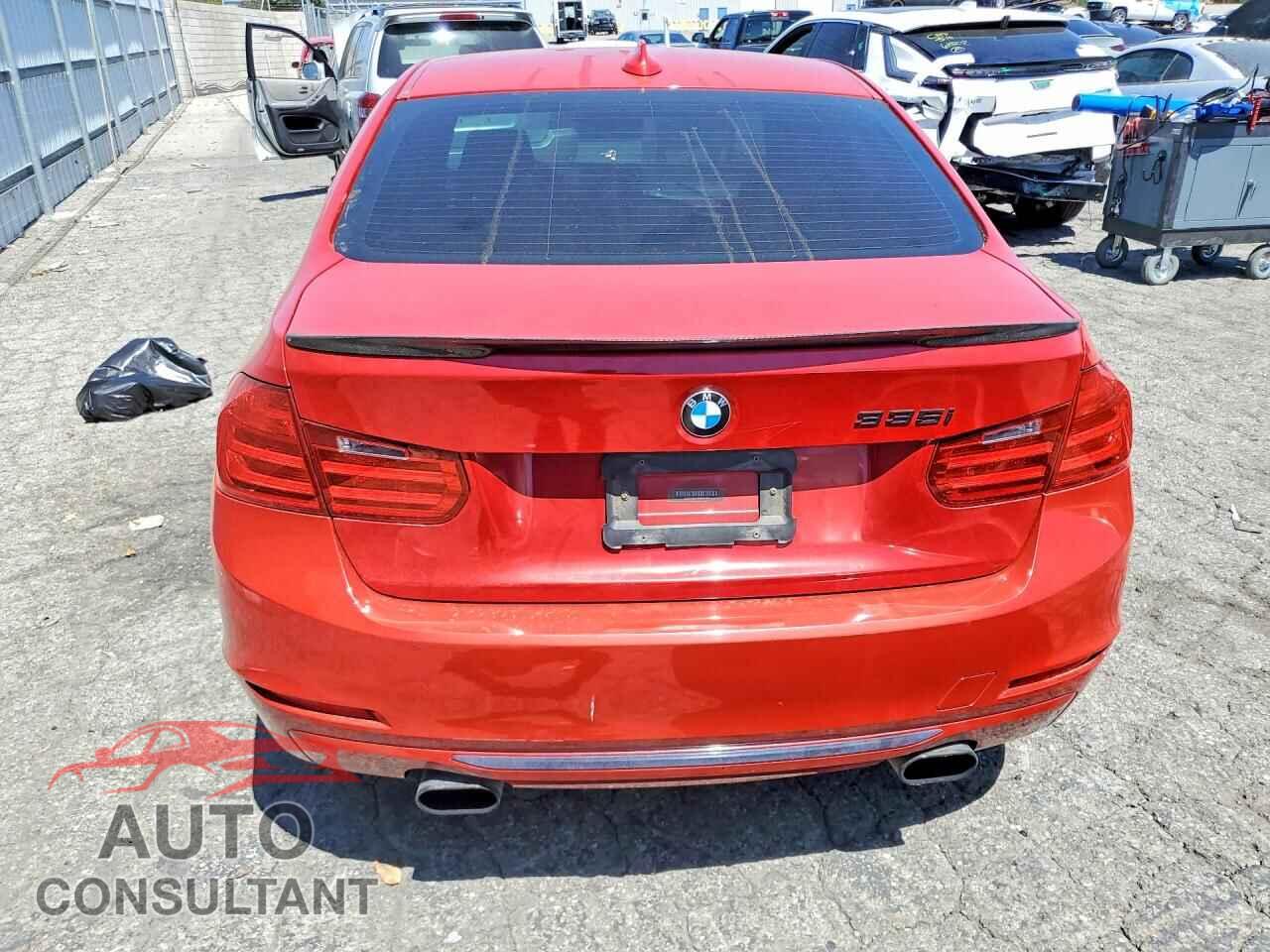 BMW 3 SERIES 2012 - WBA3A9C50CF077701