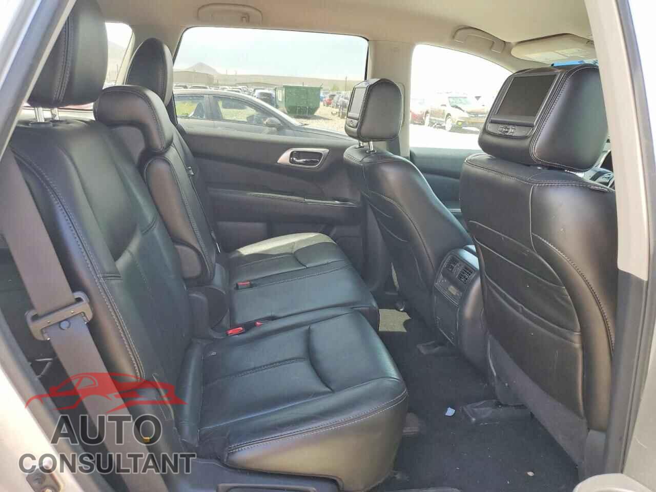 NISSAN PATHFINDER 2013 - 5N1AR2MM3DC659211
